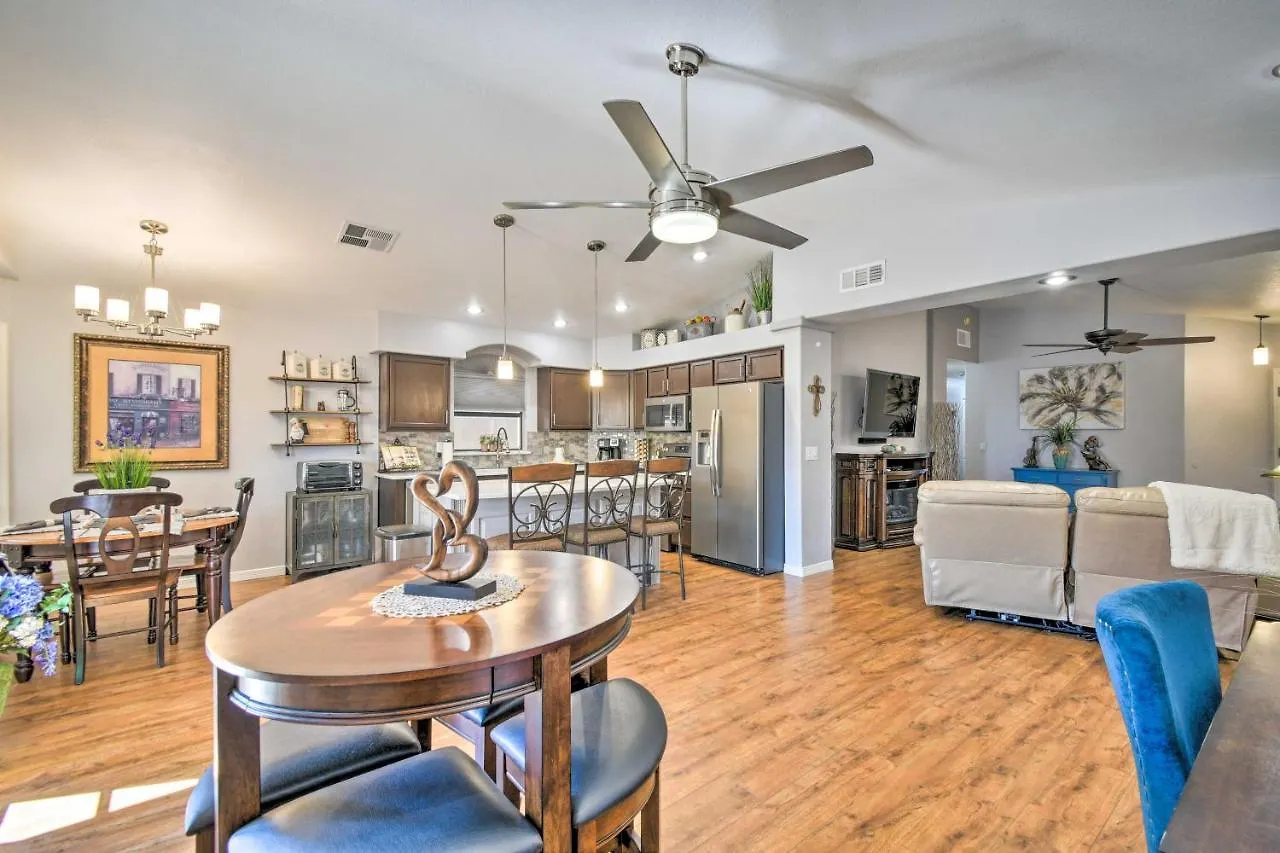 Updated Glendale Abode With Patio And Grilling Station فينيكس الولايات المتحدة الأمريكية
