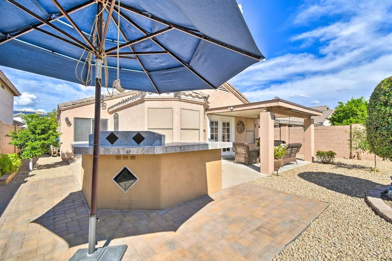 بيت للعطل Updated Glendale Abode With Patio And Grilling Station فينيكس