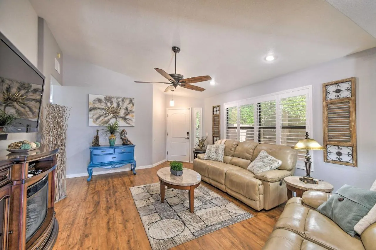 Updated Glendale Abode With Patio And Grilling Station فينيكس بيت للعطل